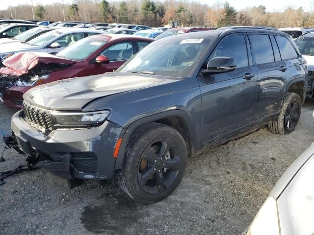 2023 Jeep Grand Cherokee Laredo