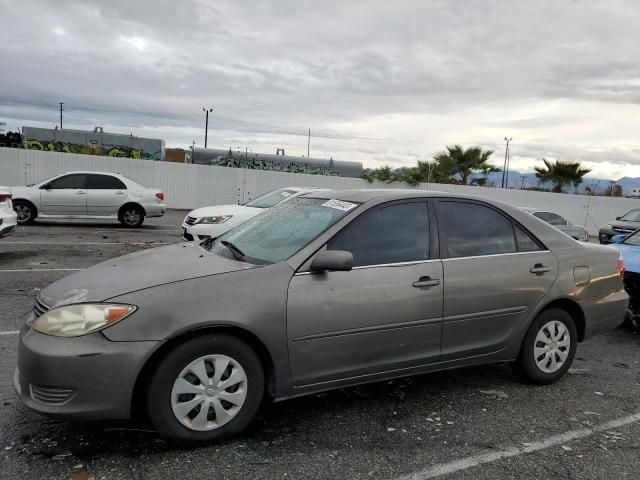 2005 Toyota Camry LE