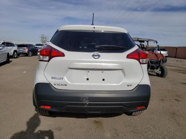 2019 Nissan Kicks S