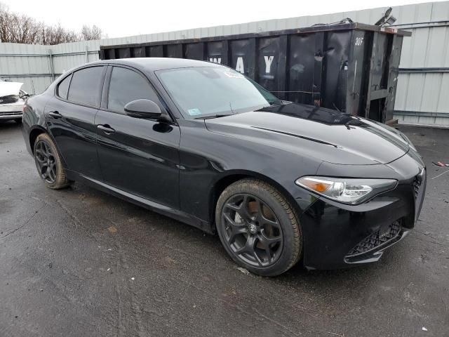 2021 Alfa Romeo Giulia Sport