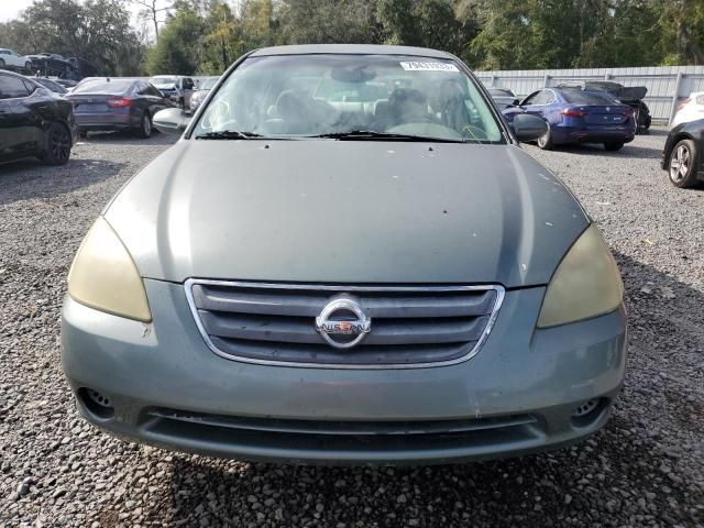 2004 Nissan Altima Base