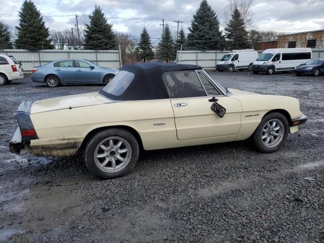 1987 Alfa Romeo Spider Veloce