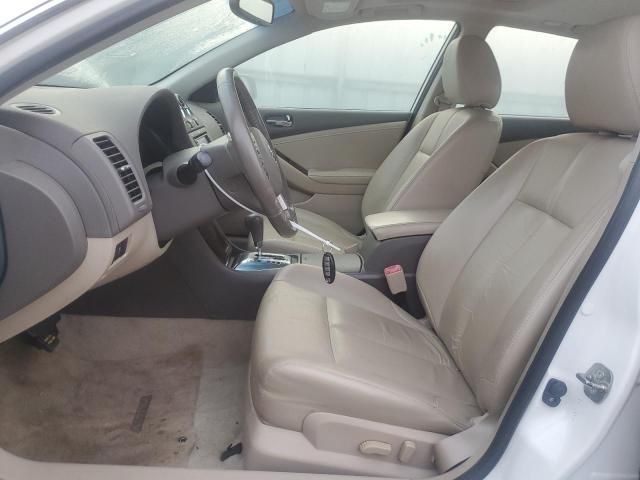 2011 Nissan Altima Base