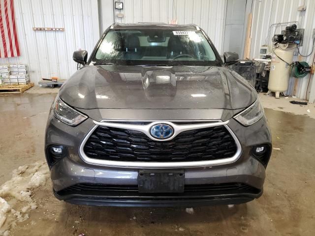 2021 Toyota Highlander Hybrid XLE