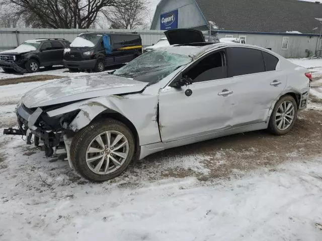 2015 Infiniti Q50 Base