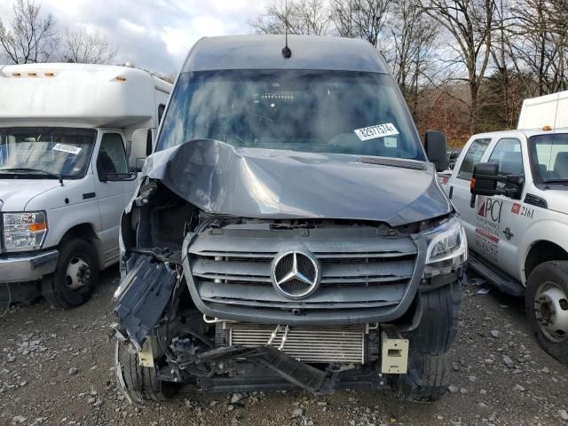 2022 Mercedes-Benz Sprinter 2500