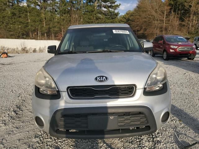 2013 KIA Soul +