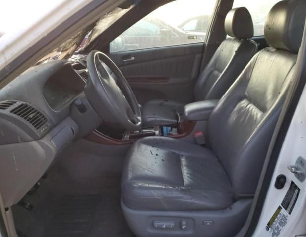 2004 Toyota Camry LE