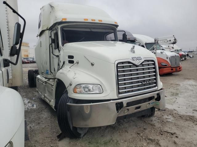 2018 Mack 600 CXU600