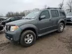 2006 Nissan Pathfinder LE