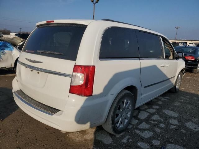 2016 Chrysler Town & Country Touring