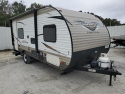 Salvage cars for sale from Copart Chicago: 2018 Fvww Travel Trailer