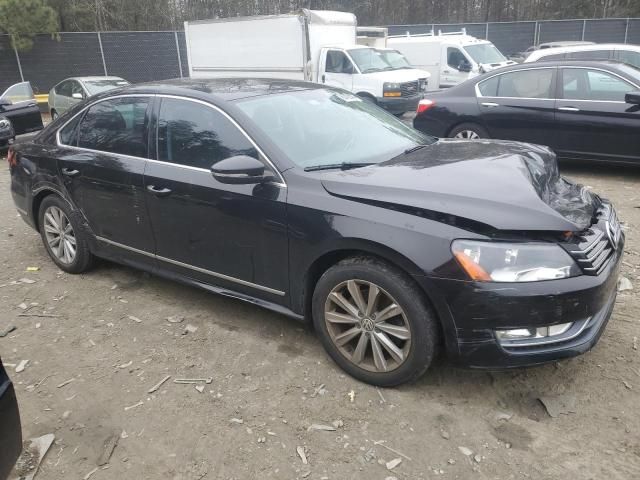 2012 Volkswagen Passat SEL