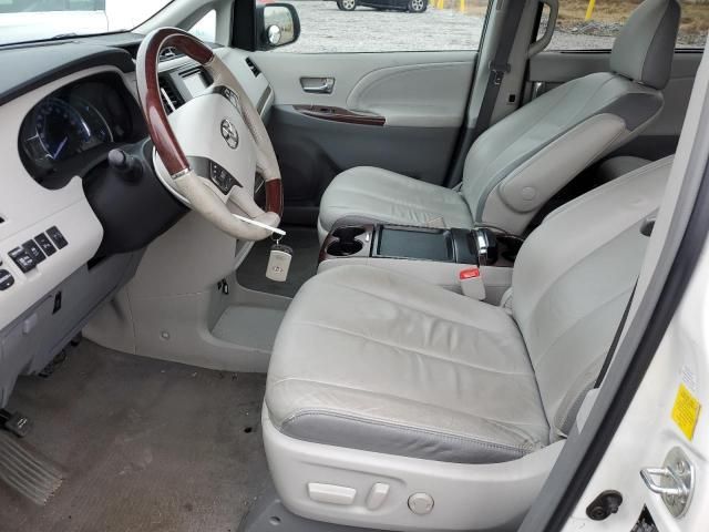 2011 Toyota Sienna XLE