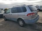 2001 Toyota Sienna LE