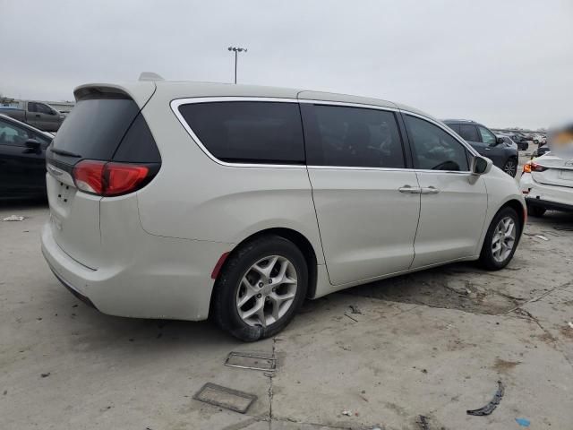 2019 Chrysler Pacifica Touring Plus