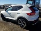 2025 Volvo XC40 Core