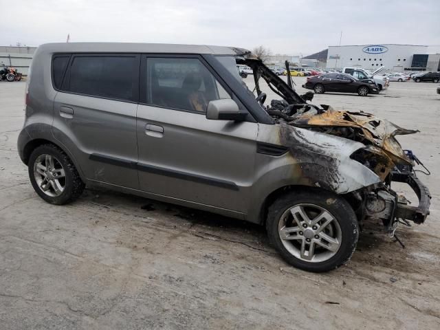 2010 KIA Soul +