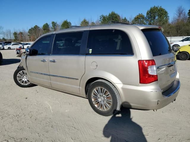 2013 Chrysler Town & Country Touring L