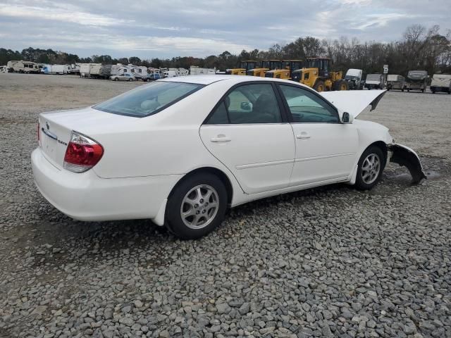 2005 Toyota Camry LE