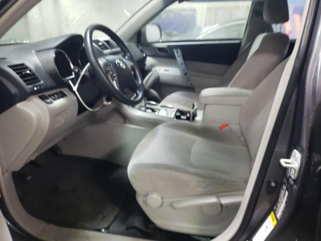 2013 Toyota Highlander Base