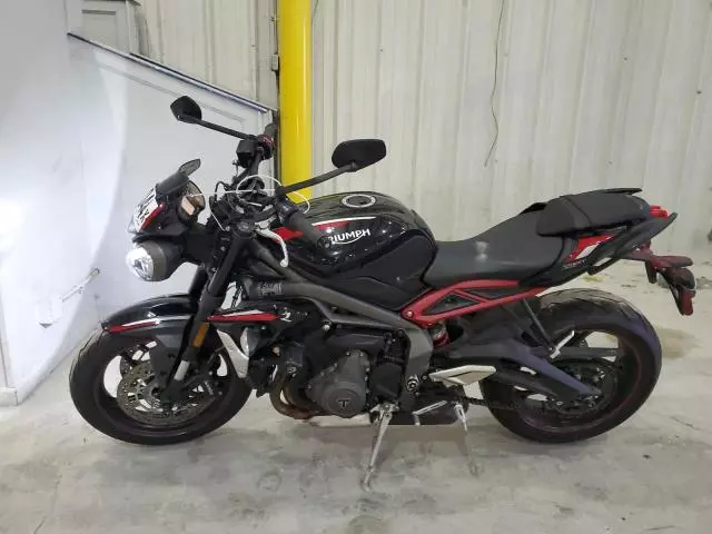 2021 Triumph Street Triple R (LRH)