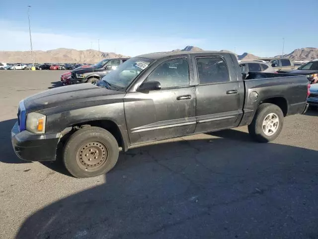 2005 Dodge Dakota Quad SLT