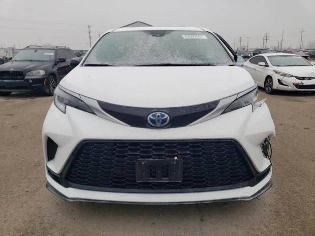 2021 Toyota Sienna XSE