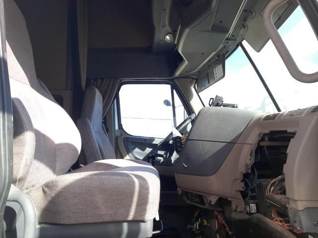 2016 Freightliner Cascadia 125