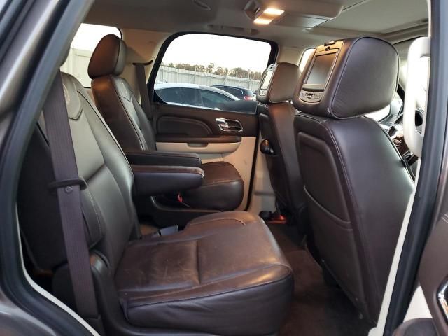 2013 Cadillac Escalade Platinum