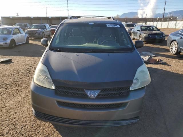 2005 Toyota Sienna LE