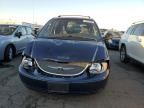 2004 Chrysler Town & Country LX