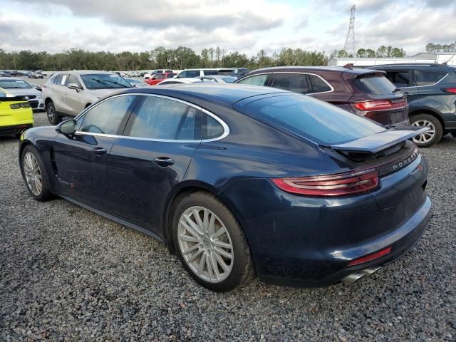 2018 Porsche Panamera 4S