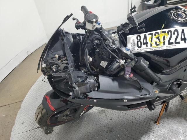 2006 Yamaha YZFR6 L