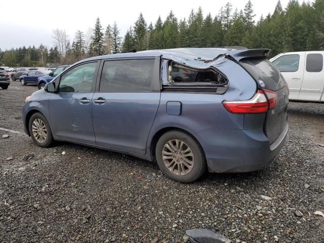 2015 Toyota Sienna XLE