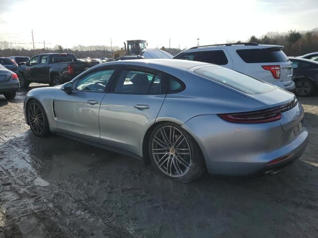 2018 Porsche Panamera 4S