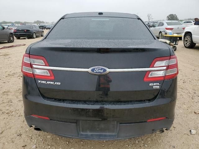 2018 Ford Taurus SEL