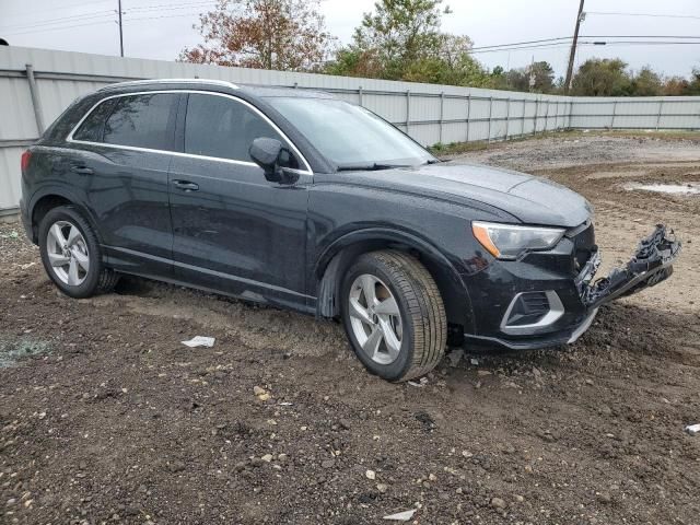 2021 Audi Q3 Premium 40