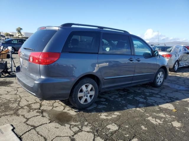 2008 Toyota Sienna CE