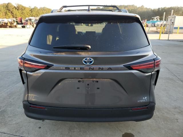 2022 Toyota Sienna XLE