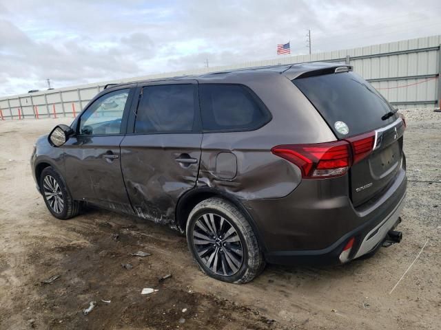 2020 Mitsubishi Outlander SE