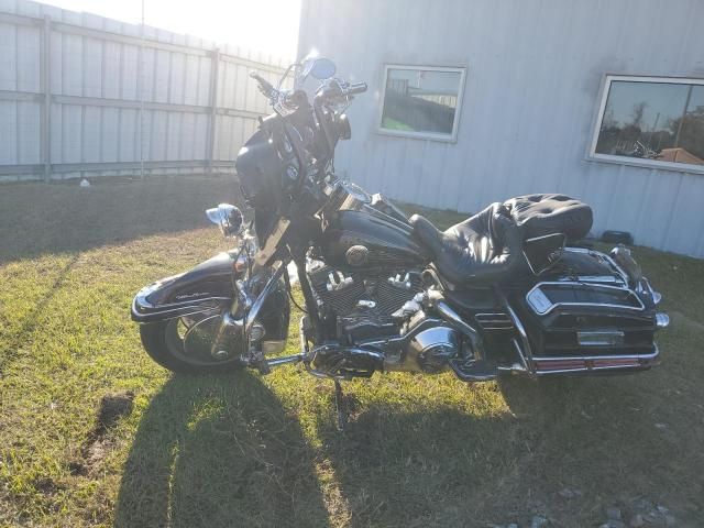 2000 Harley-Davidson Flhtcui