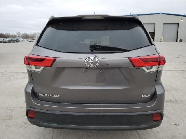 2018 Toyota Highlander SE