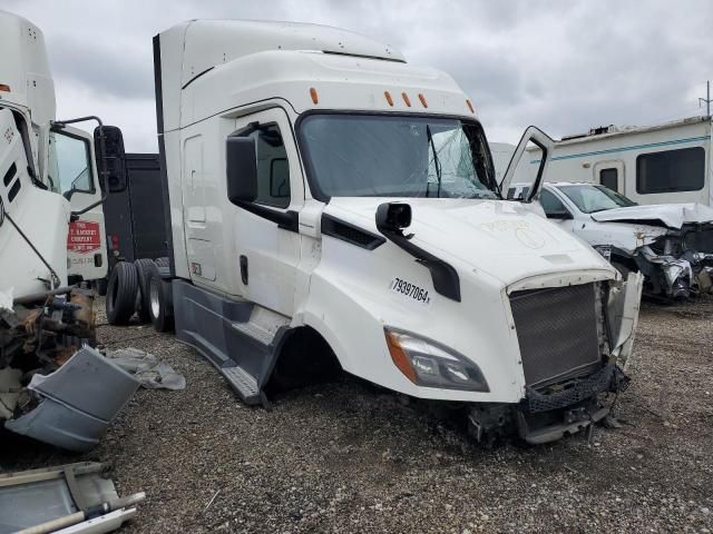 2020 Freightliner Cascadia 116