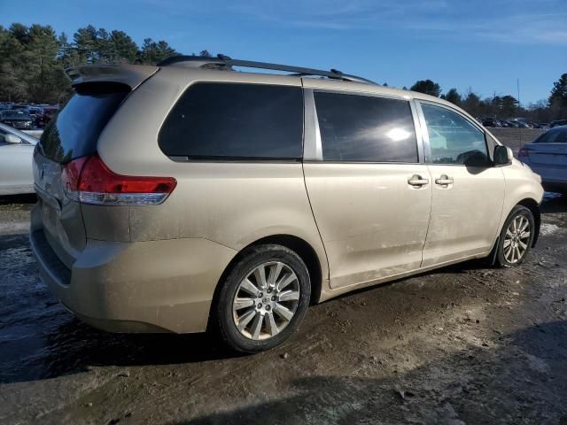 2011 Toyota Sienna XLE