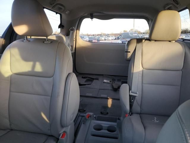 2018 Toyota Sienna XLE