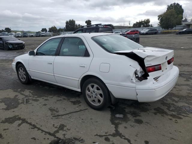 1999 Toyota Camry LE