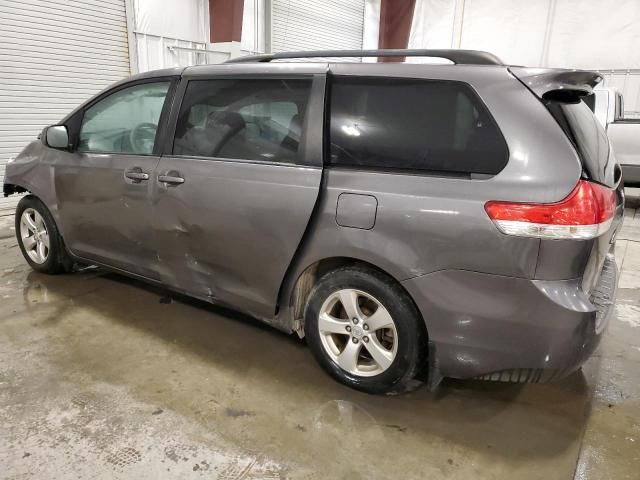 2011 Toyota Sienna LE