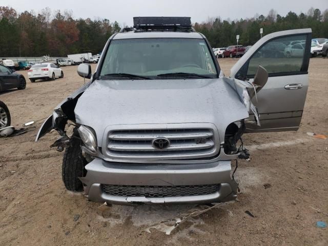 2004 Toyota Sequoia SR5