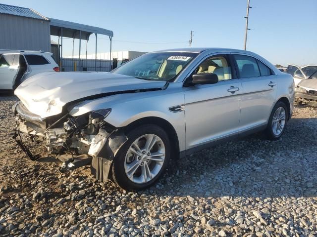 2017 Ford Taurus SE